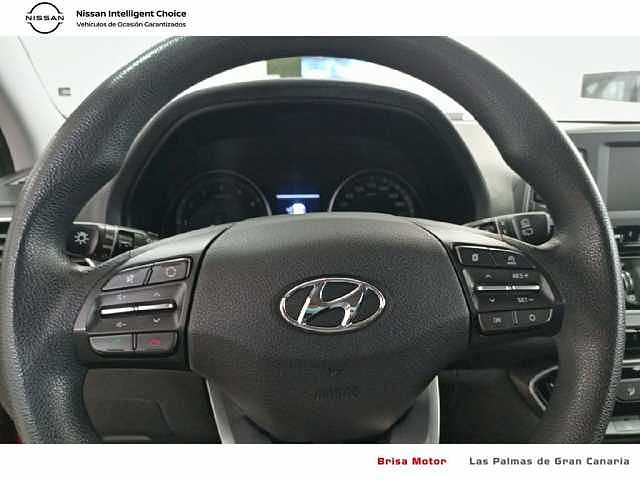 Hyundai HYUNDAI I30 1,4G 100cv ESSENCE HYUNDAI I30 1,4G 100cv ESSENCE
